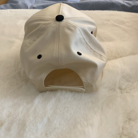 Ballinacup cup hat. Mike. - Picture 2 of 3